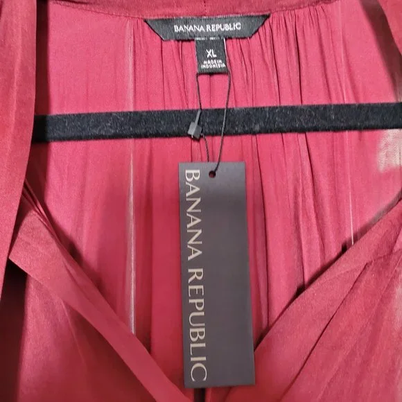NWT Banana Republic Burgundy Satin Tie Front V-Neck Cap-Sleeve Blouse - XL - Picture 3 of 4